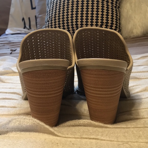 Dolce Vita X Target heeled boots - Picture 3 of 3